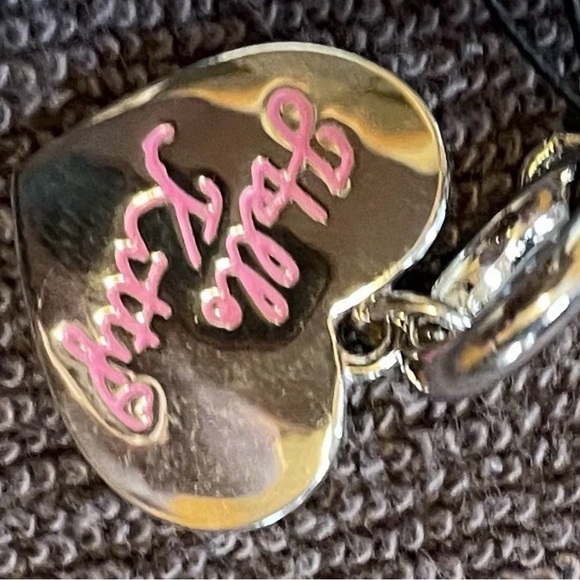 Sanrio Hello Kitty Crystal Face Bracelet Charm with Pink Bow - Picture 4 of 5